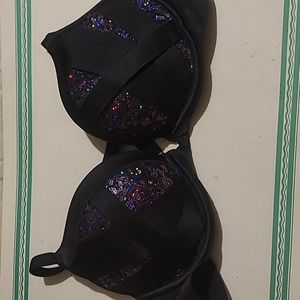 Victoria secret  very sexy push up pigeonnant bra